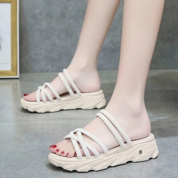 Beige apricot sandals flip flops - Picture 1 of 11